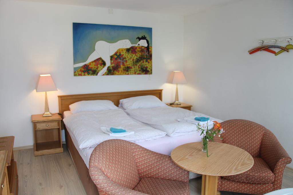 Garni Dolcevita Hotel Локарно Екстериор снимка
