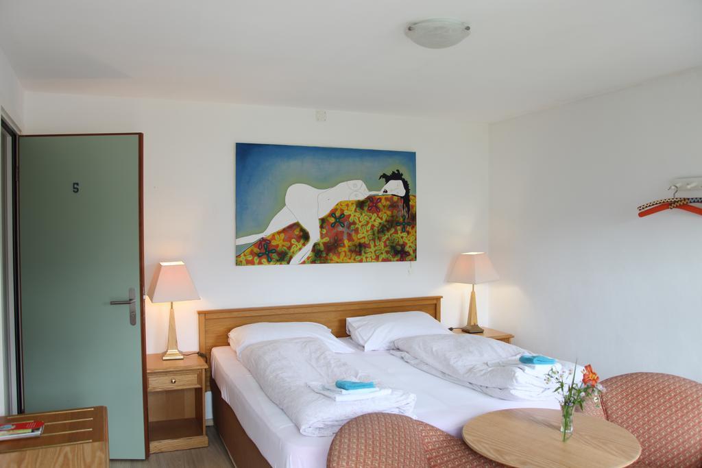 Garni Dolcevita Hotel Локарно Екстериор снимка